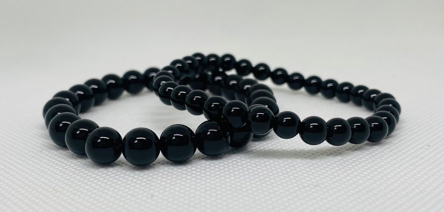 Black onyx beaded bracelet