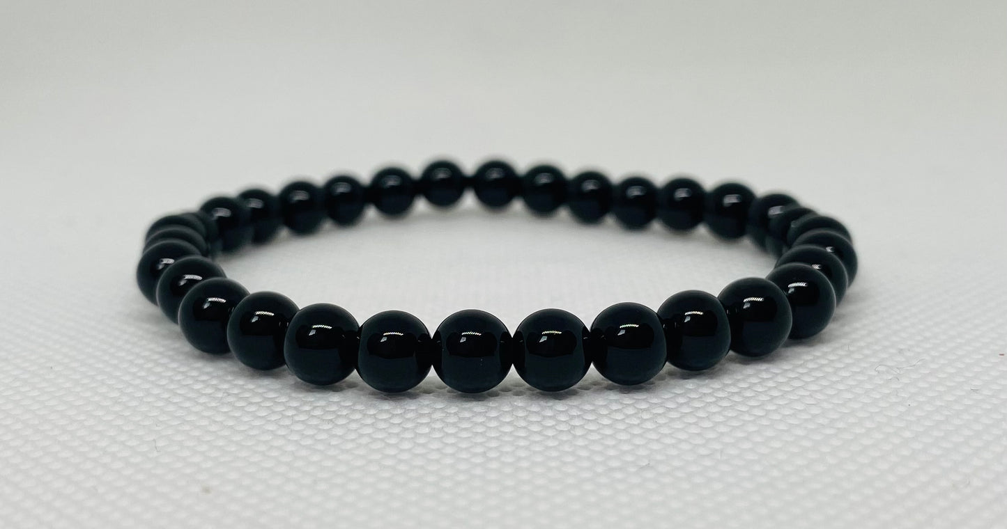 Black onyx beaded bracelet